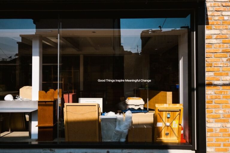 Is Bob'S Discount Furniture Going Out Of Business
